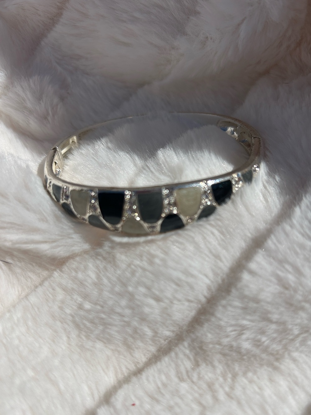 Vintage Avon NRT Silver-Tone Black, Sand and Gray Enamel Bangle Bracelet